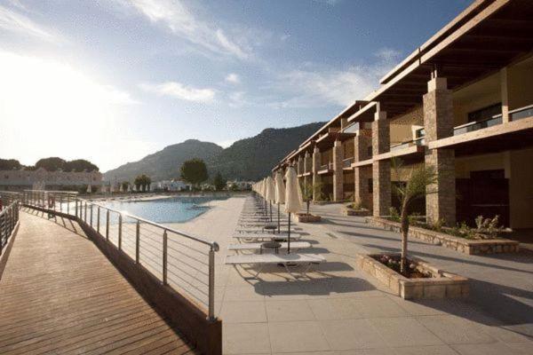 Island Blue Hotel Pefki  Bagian luar foto