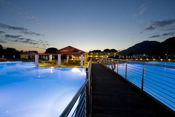 Island Blue Hotel Pefki  Bagian luar foto