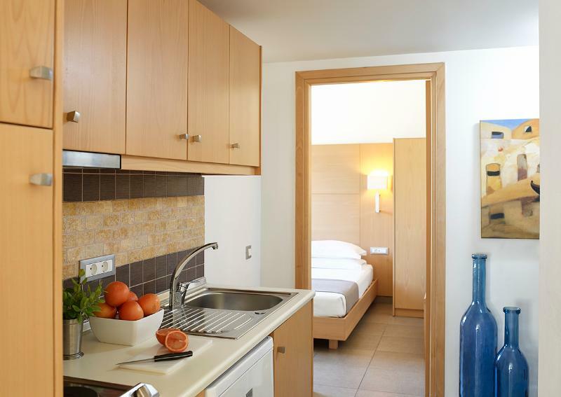 Island Blue Hotel Pefki  Bagian luar foto